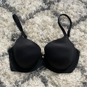 NWOT VS black Demi bra
